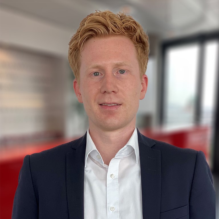 Headshot of Florian Hagemann