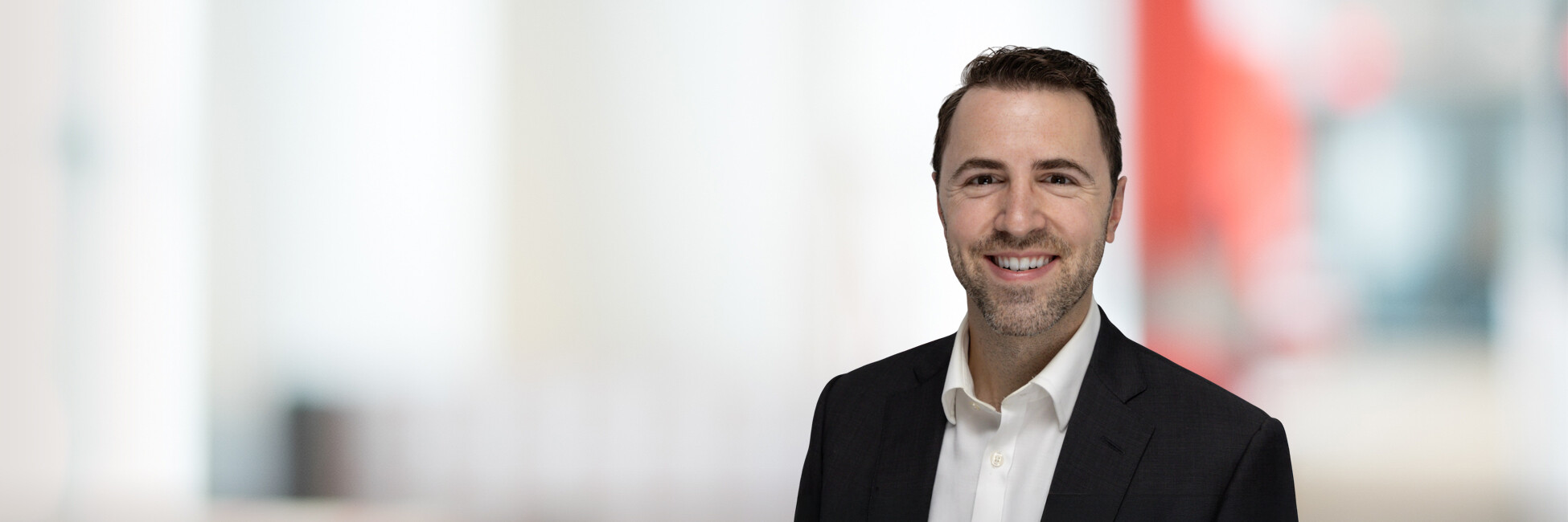 Headshot of Patrick Connelly