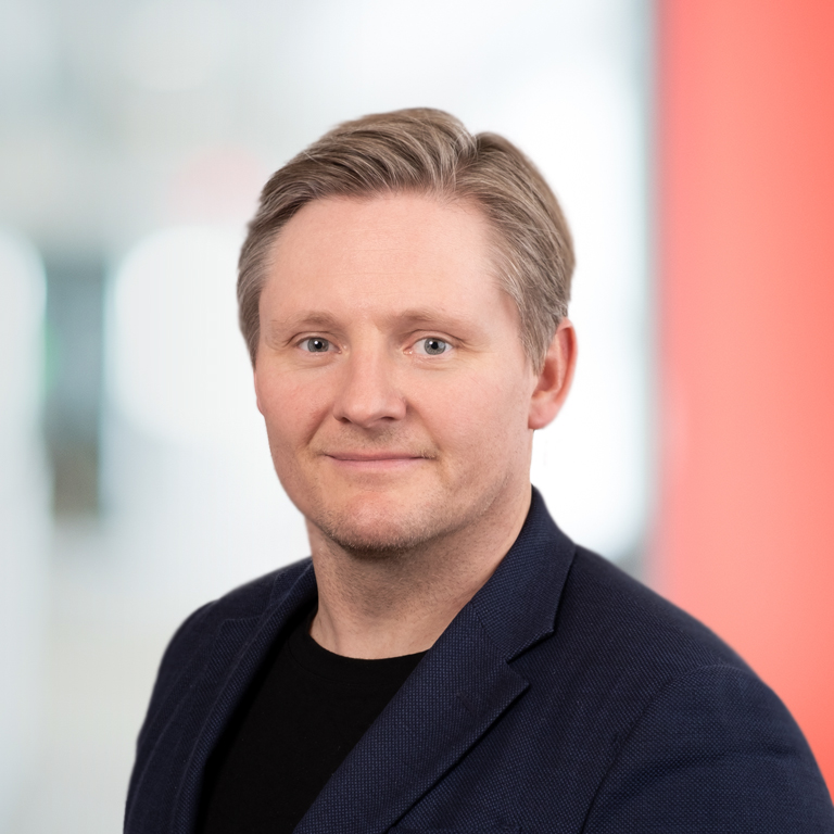 Headshot of Karsten Petersen