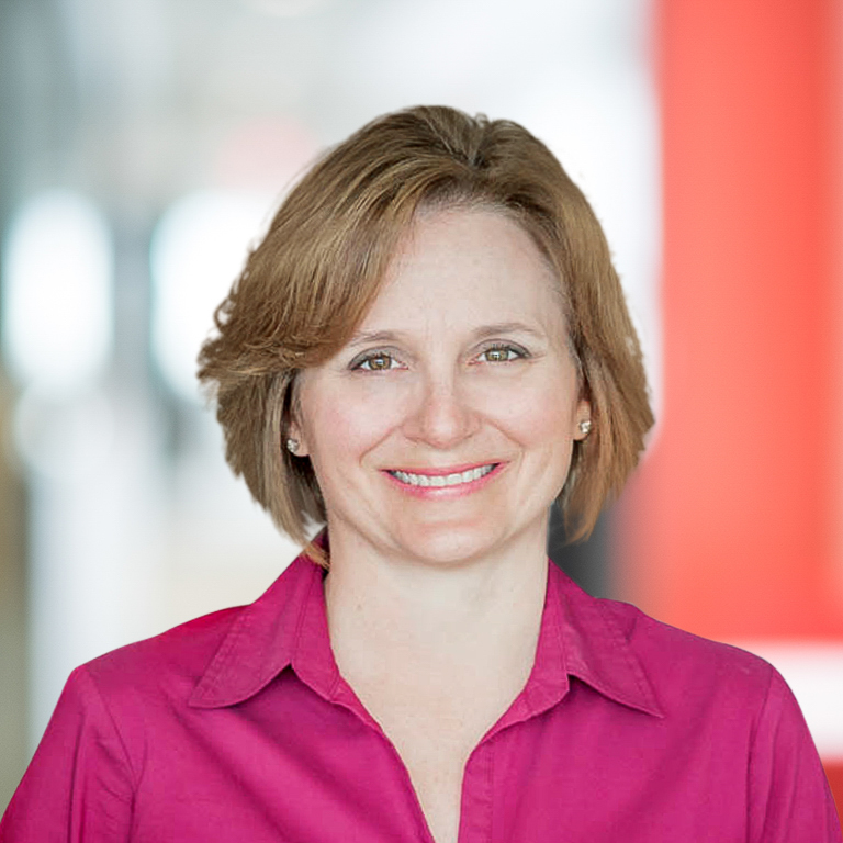 Headshot of Tracy Thurkow