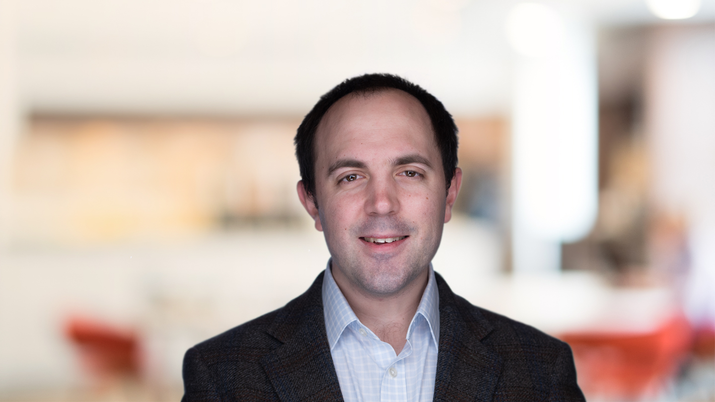 Headshot of Andrew Keech