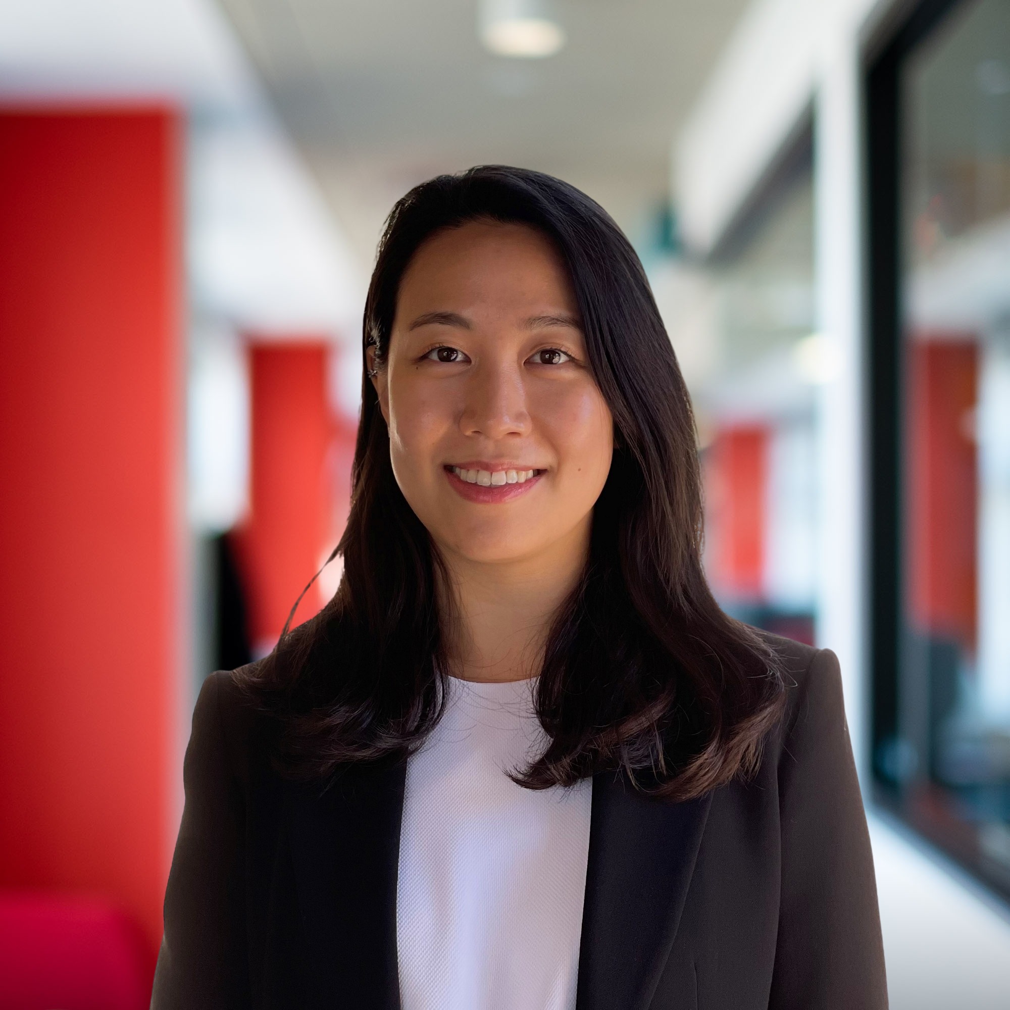 Headshot of Ejeong  Baik
