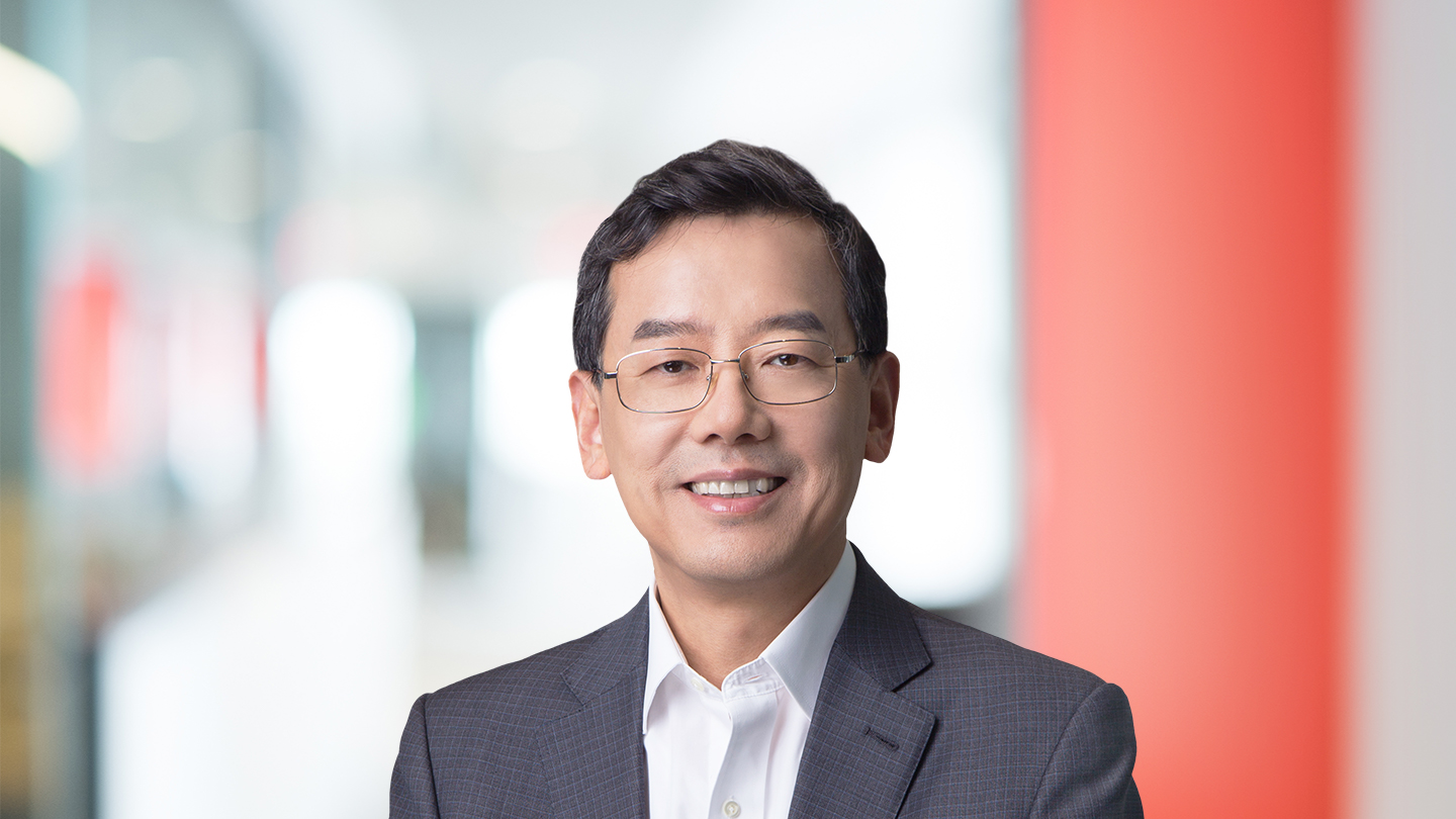 Headshot of Jason Ding