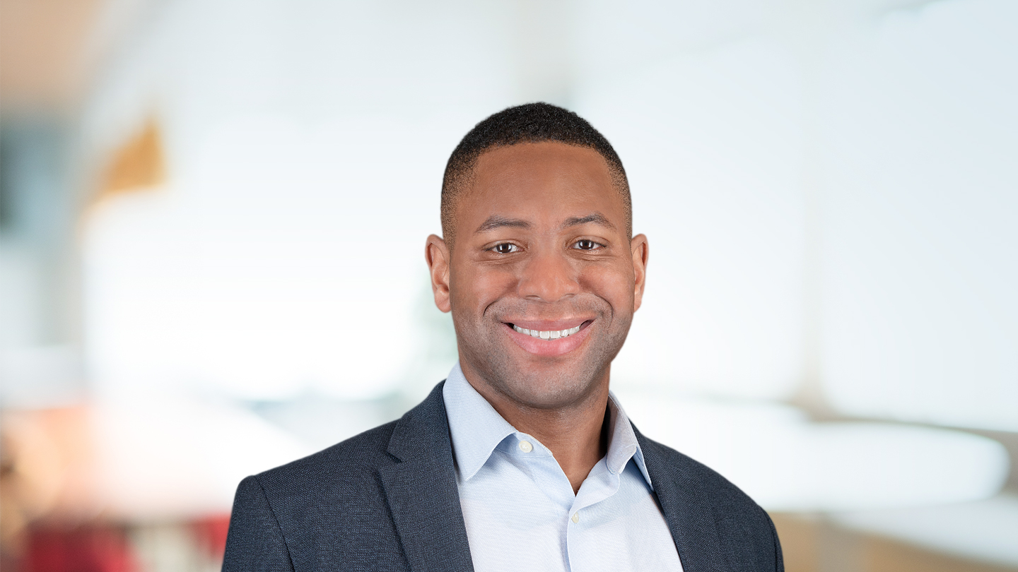 Headshot of Marcus Leonard