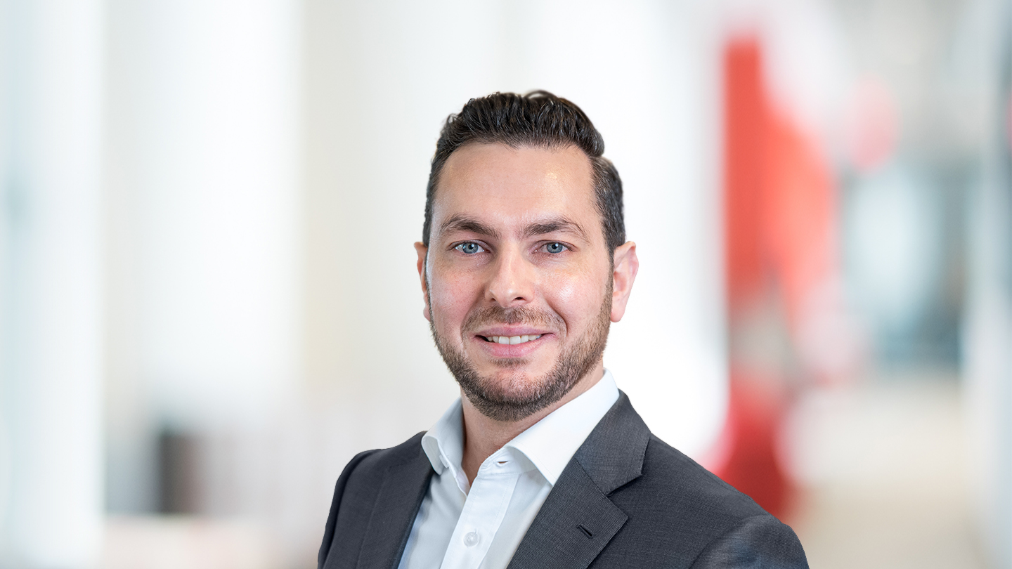 Headshot of Eric Guraieb