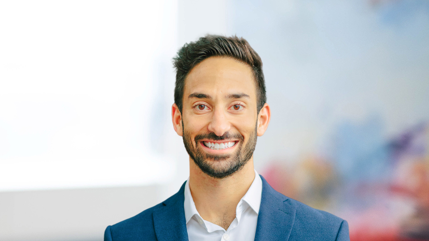 Headshot of Matthew Barron