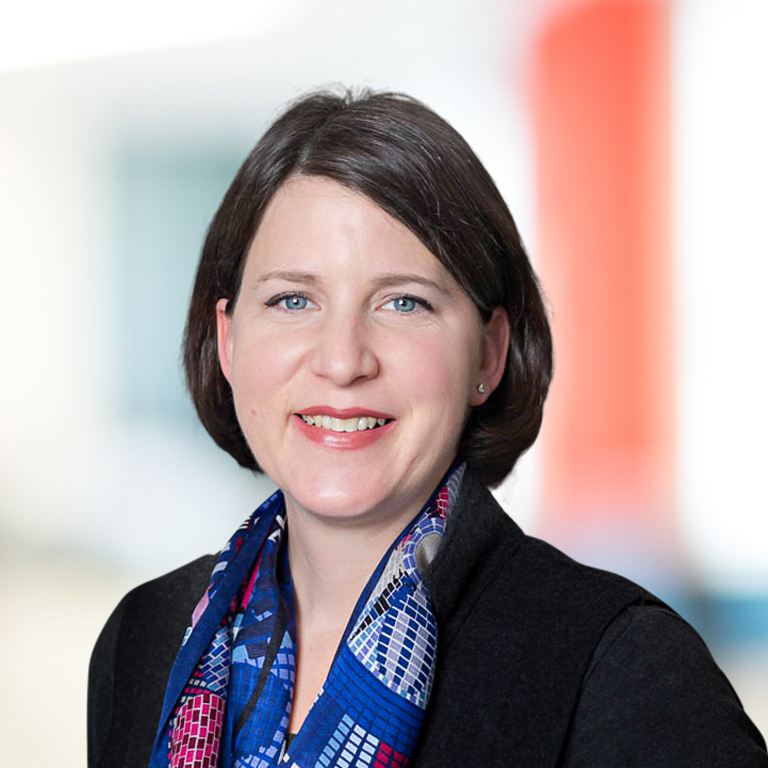 Headshot of Sarah Elk