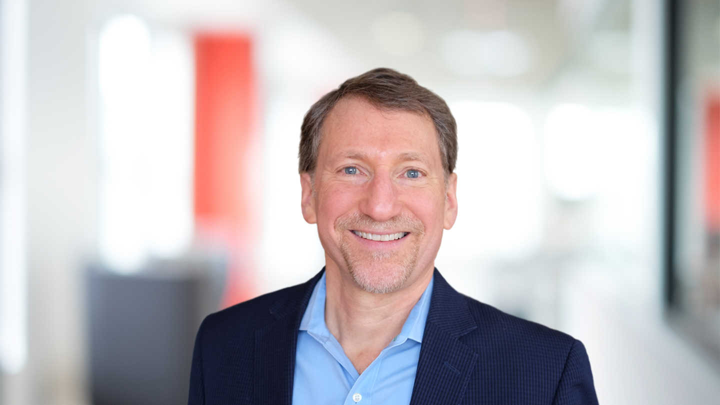 Headshot of Glenn Engler