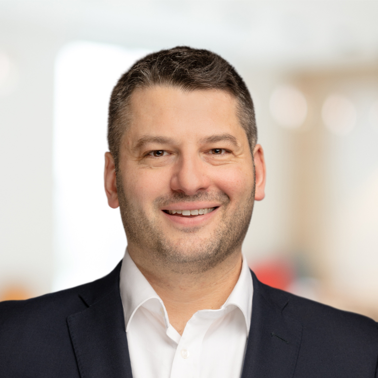 Headshot of Eric Berger