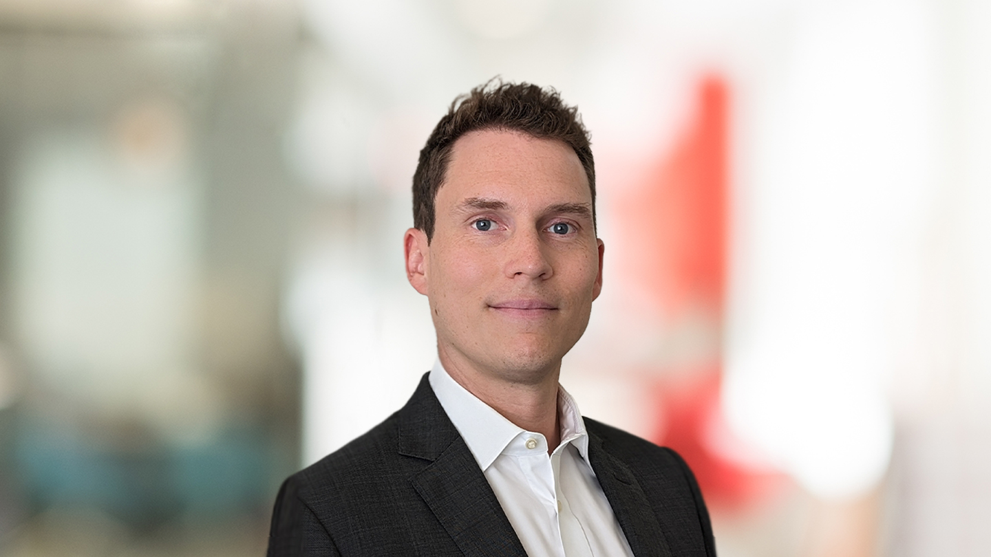 Headshot of Tim Lindner