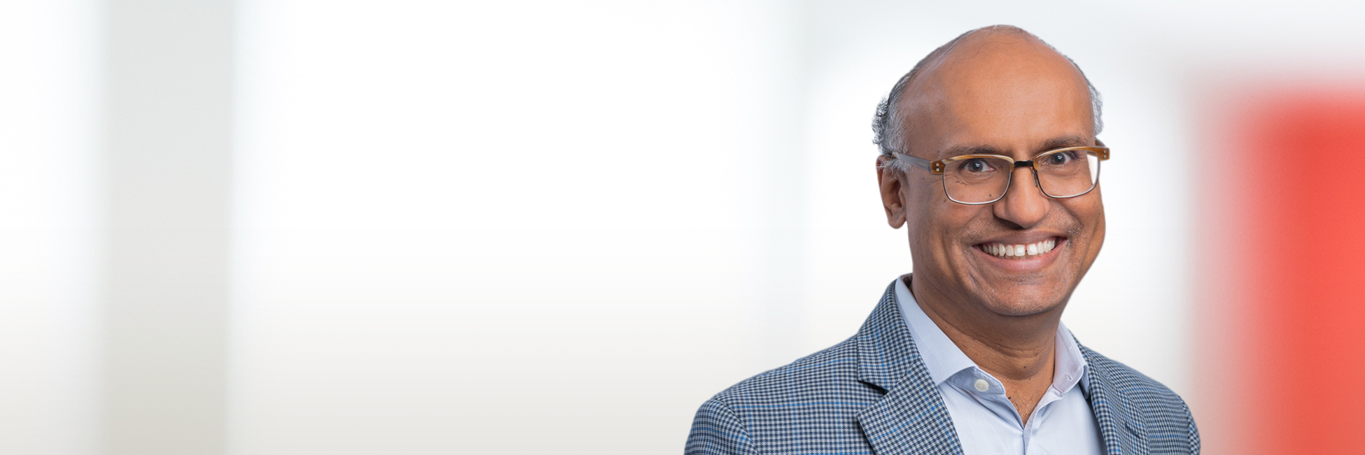 Headshot of Ravi Vijayaraghavan