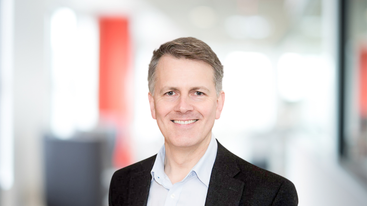 Headshot of Mike Baxter
