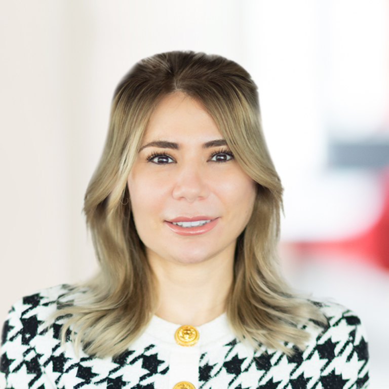 Headshot of Elif Koc