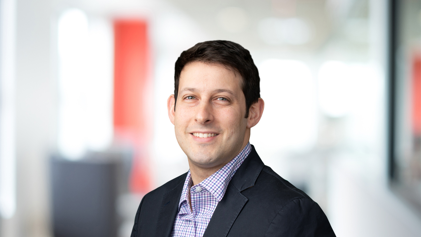 Headshot of David Schottland