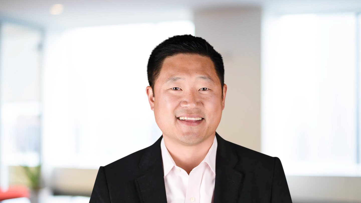 Headshot of David Cho