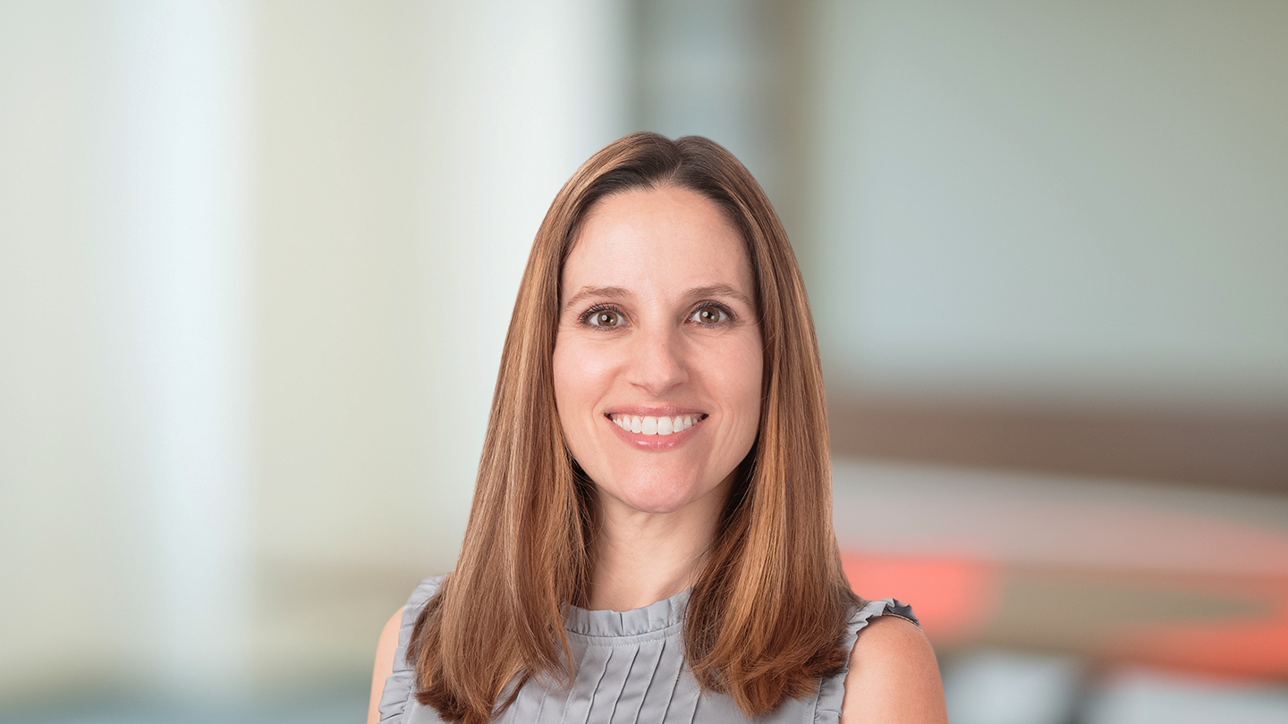 Headshot of Danielle Burgs Escobar