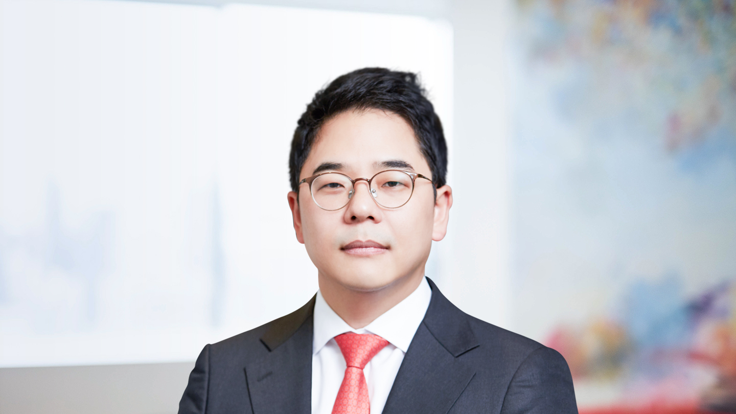 Headshot of Heejae Ahn
