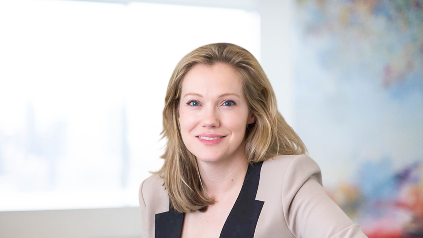 Headshot of Clare Gordon